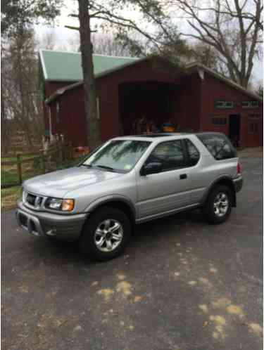 Isuzu Rodeo LS (2002)