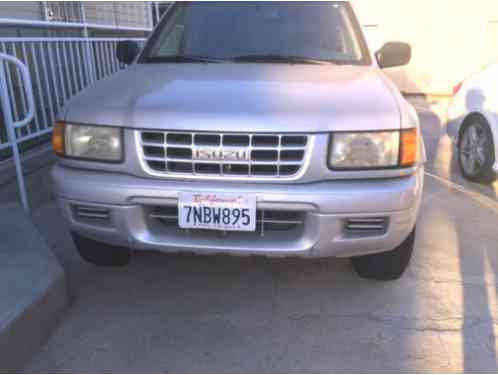 Isuzu Rodeo (1999)