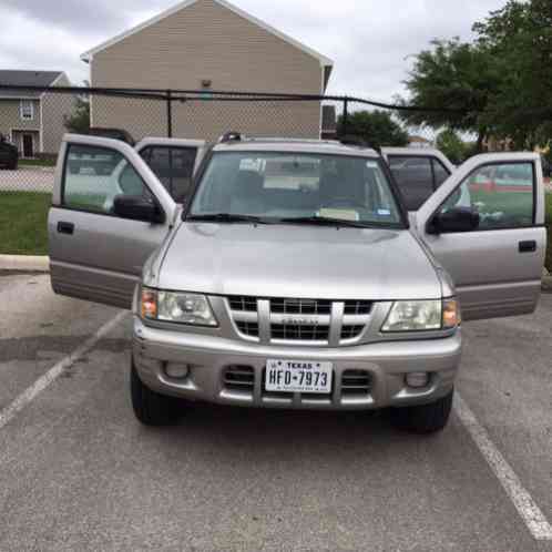 Isuzu Rodeo SPORT UTILITY (2004)