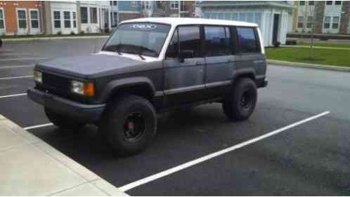 1990 Isuzu Trooper