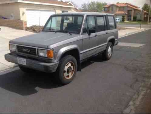 1991 Isuzu Trooper