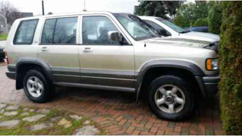 1995 Isuzu Trooper