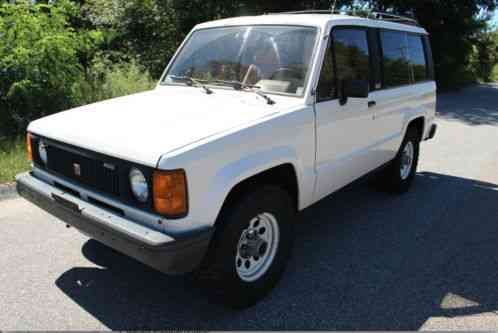 1986 Isuzu Trooper II / 2