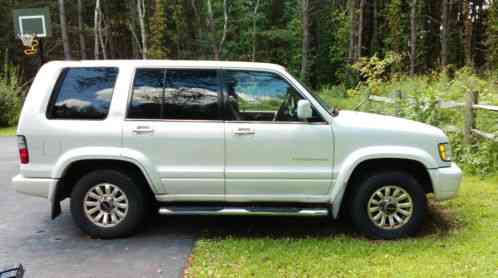 2001 Isuzu Trooper