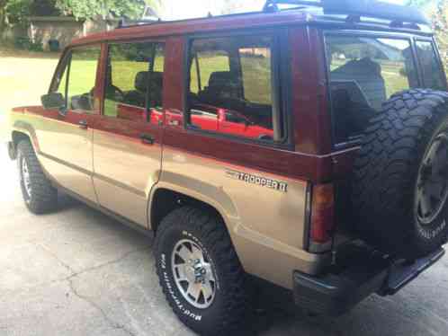 1988 Isuzu Trooper LS