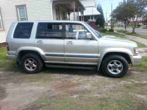 1998 Isuzu Trooper