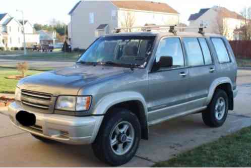 2001 Isuzu Trooper