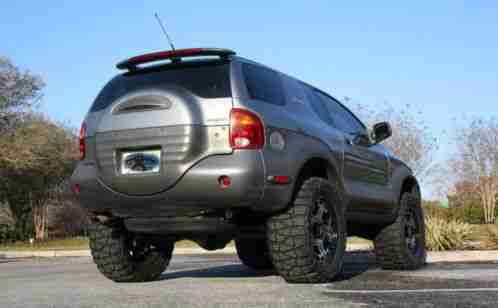 Isuzu VehiCROSS (2001)