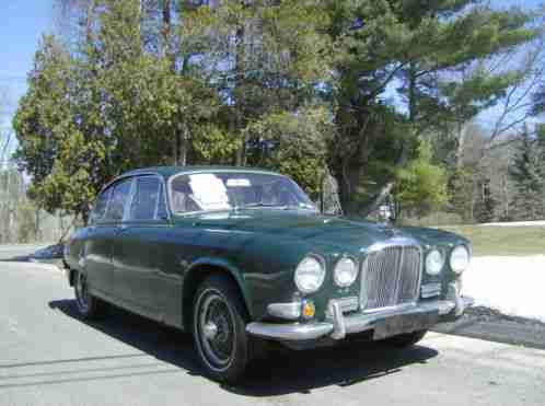 1966 Jaguar E-Type 420