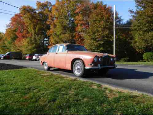 Jaguar E-Type (1967)