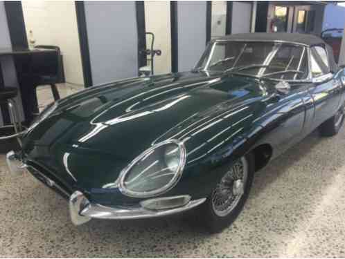 Jaguar E-Type (1967)