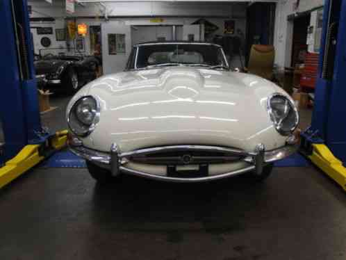 Jaguar E-Type (1962)