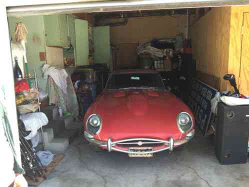 Jaguar E-Type Coupe (1965)