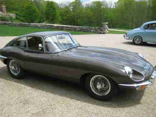 Jaguar E-Type Fixed Head Coupe (1969)