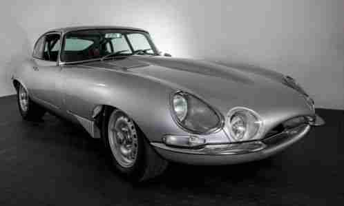 Jaguar E-Type (1964)