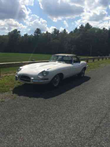 Jaguar E-Type XKE (1968)