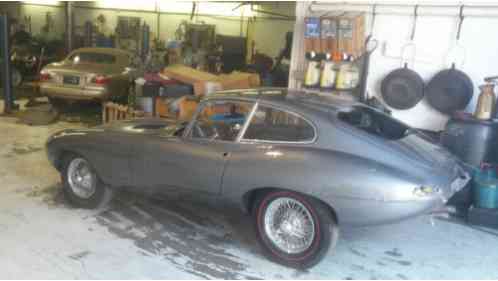 Jaguar E Type Xke 1967 This Is A Series 1 Fhc E Type It Is A Numbers