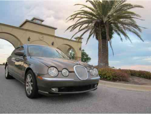 Jaguar S-Type (2001)