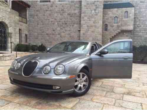 Jaguar S-Type (2003)