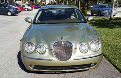 Jaguar S-Type (2006)