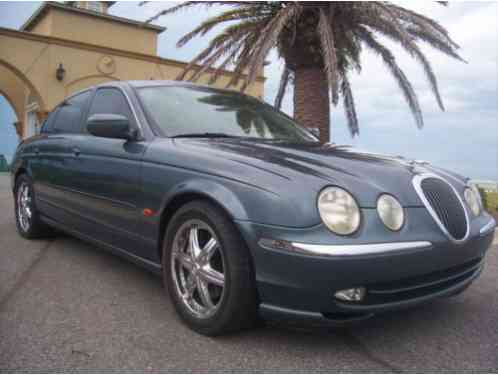 Jaguar S-Type (2001)