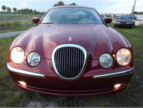 Jaguar S-Type 3. 0 (2002)