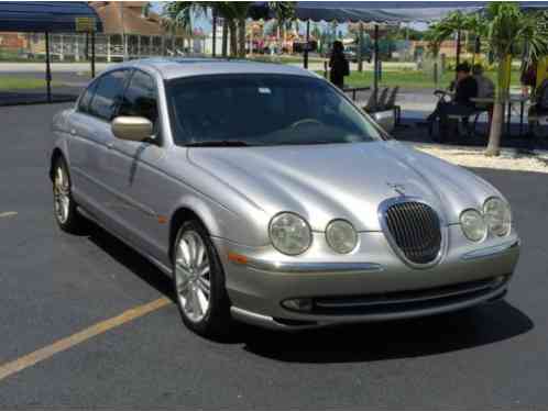 Jaguar S-Type (2000)