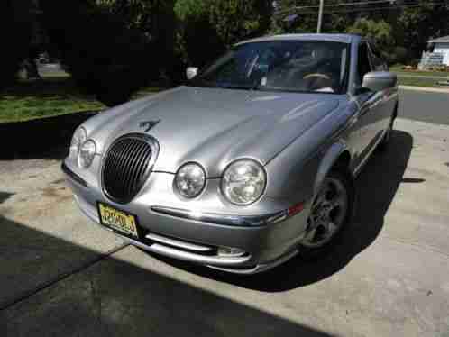 Jaguar S-Type (2001)