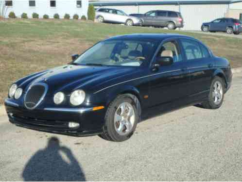 Jaguar S-Type (2002)