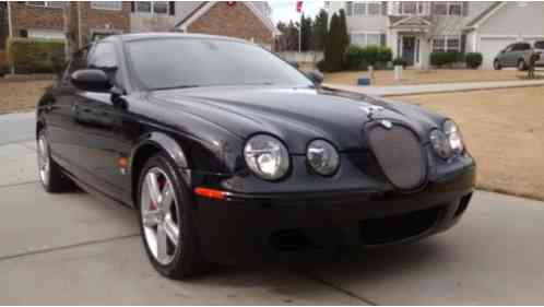 Jaguar S-Type R (2005)