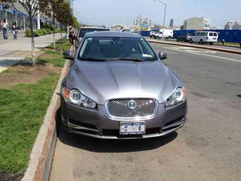 Jaguar XF (2009)