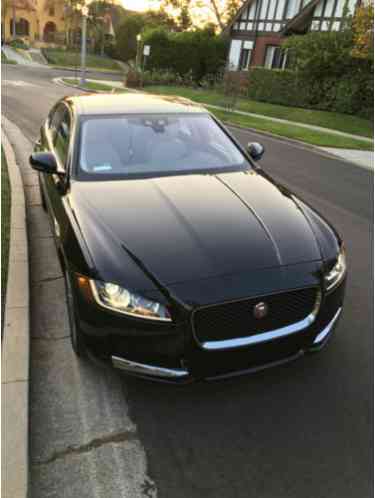 Jaguar XF (2016)