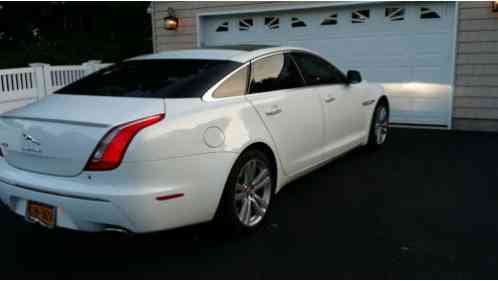 Jaguar XJ (2011)