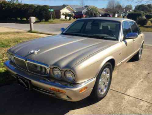 Jaguar XJ XJ8 (2003)