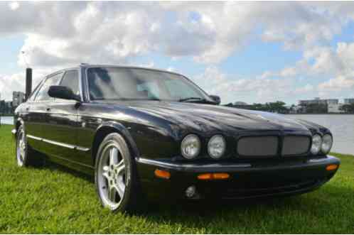 Jaguar XJ XJ8 (1999)