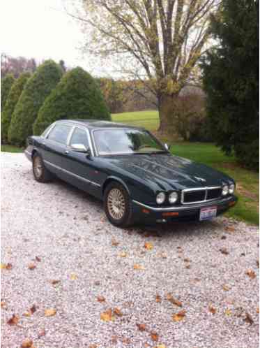 Jaguar XJ12 (1996)