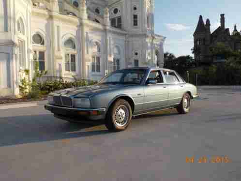 Jaguar XJ6 (1990)