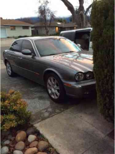 Jaguar XJ8 (2004)