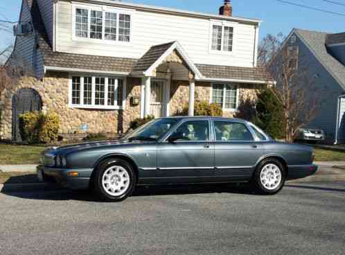 Jaguar XJ8 (1999)