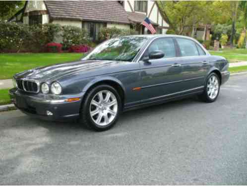 Jaguar XJ8 (2004)