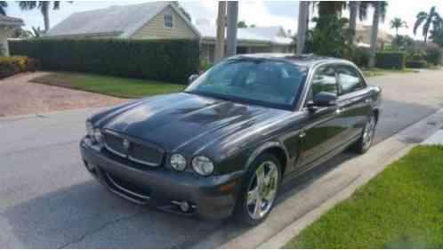 Jaguar XJ8 L SEDAN (2008)