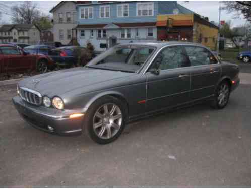 Jaguar XJ8 (2005)