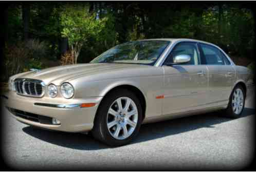 Jaguar XJ8 (2004)