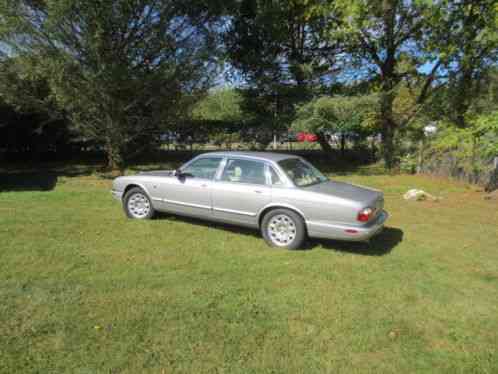 Jaguar XJ8 XJ8 (2002)