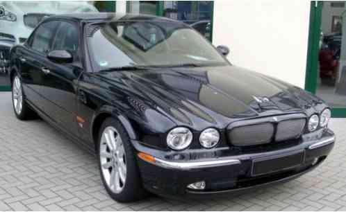 Jaguar XJR (2004)