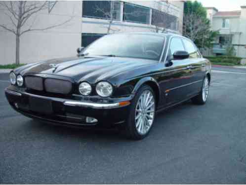 Jaguar XJR (2004)