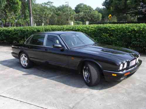 1997 Jaguar XJR