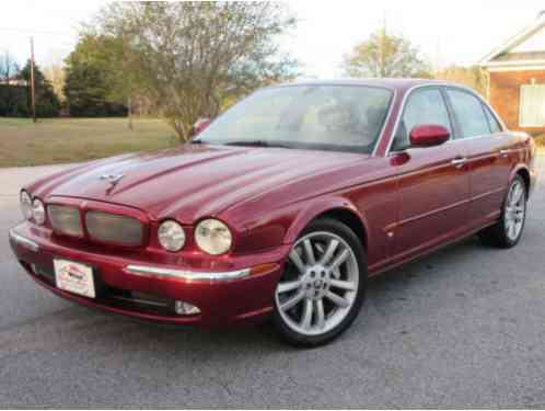 Jaguar XJR LOW MILES! SUPERHARGED (2004)