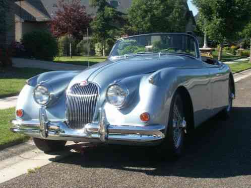 Jaguar XK Roadster (1960)