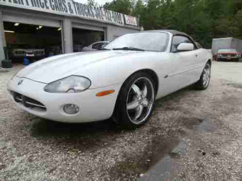 Jaguar XK8 Jaguar XK8 (2001)